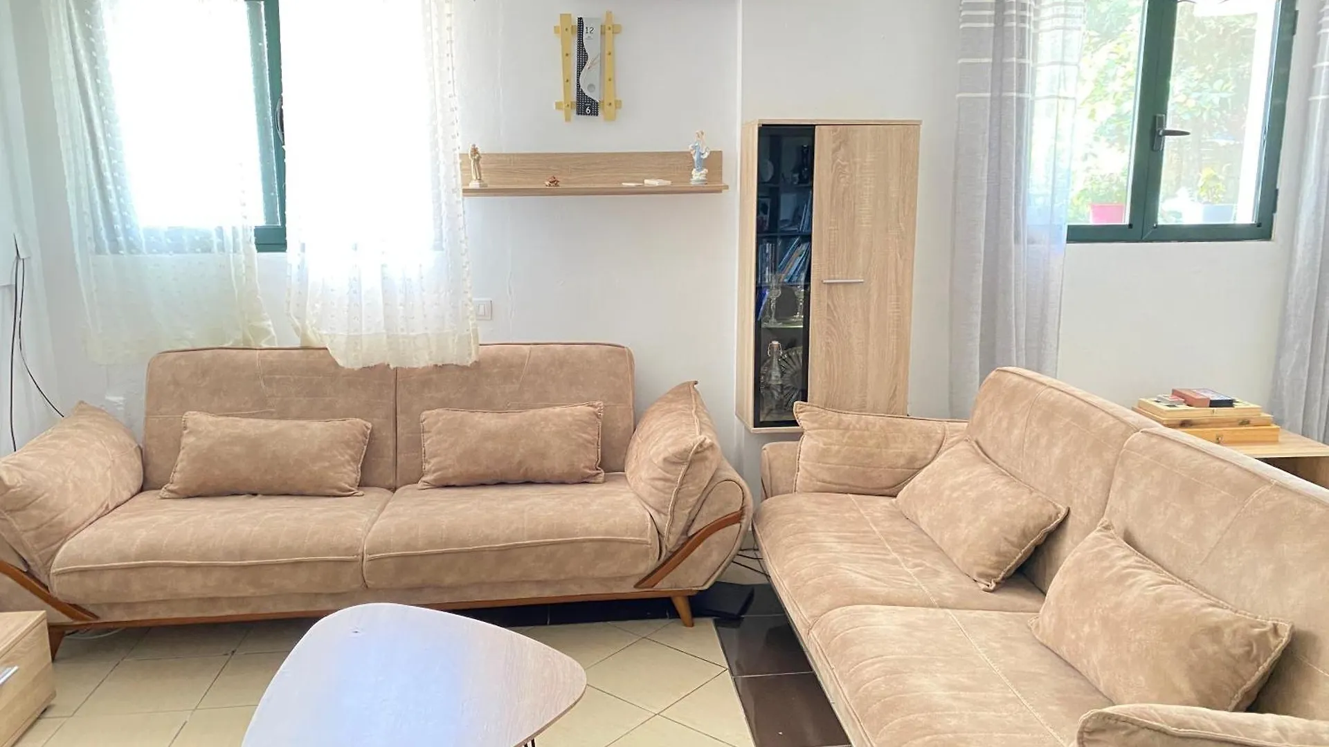Διαμέρισμα Your Seaside Home! Entire Place, Free Parking Vlorë